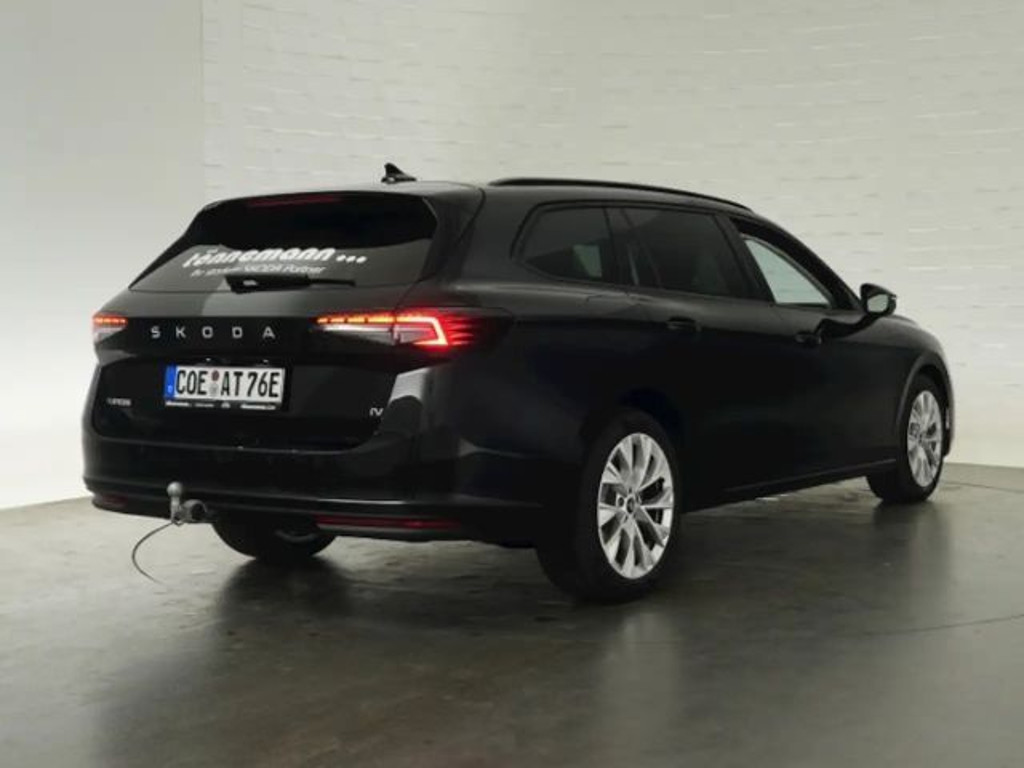 Skoda Superb Combi iV Selection