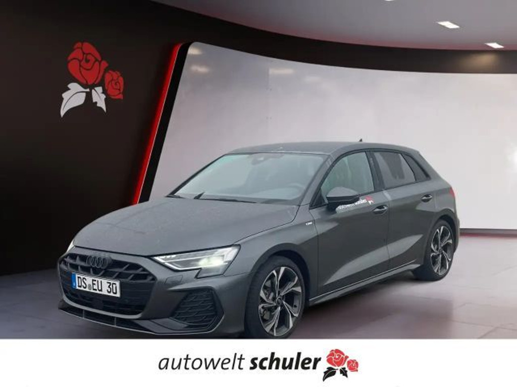 Audi A3 Sportback Sedan S-Line 1.5 TFSI