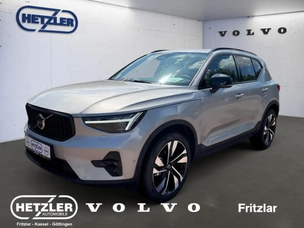 Volvo XC40 Plus Dark