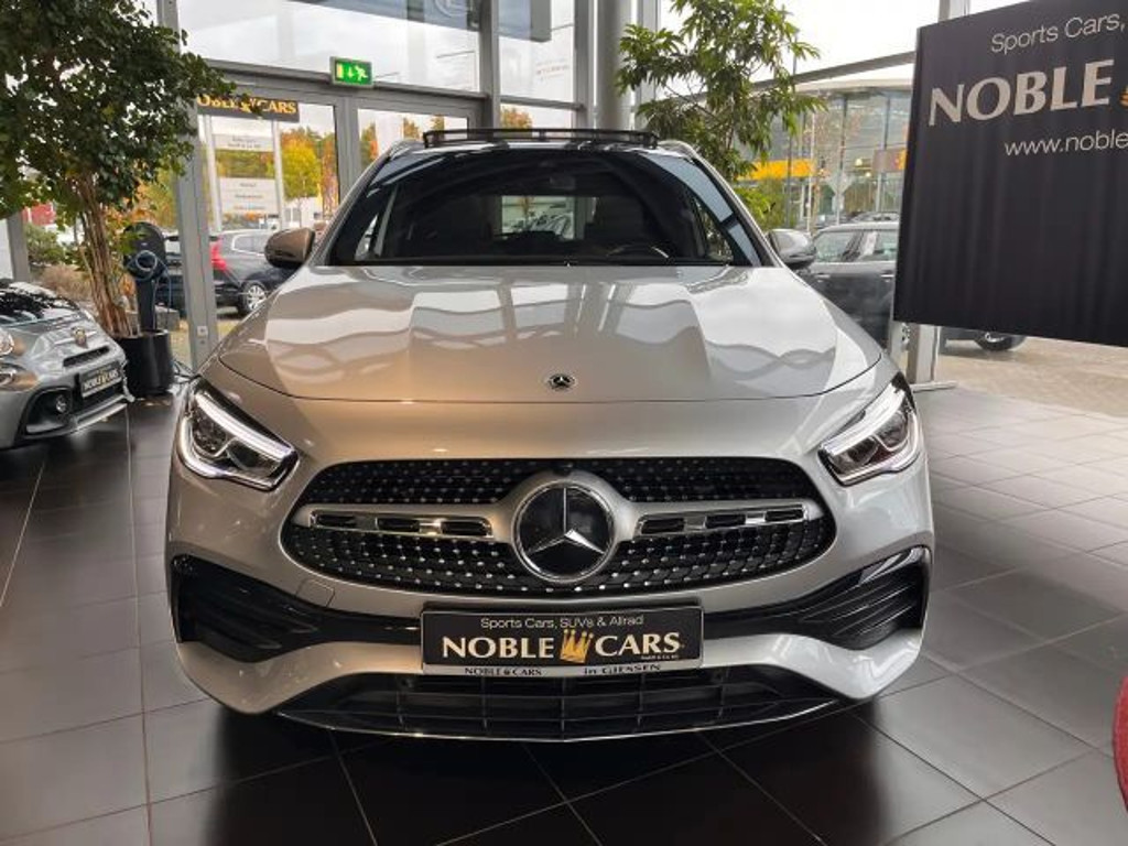 Mercedes-Benz GLA-Klasse GLA 250 4MATIC AMG Line