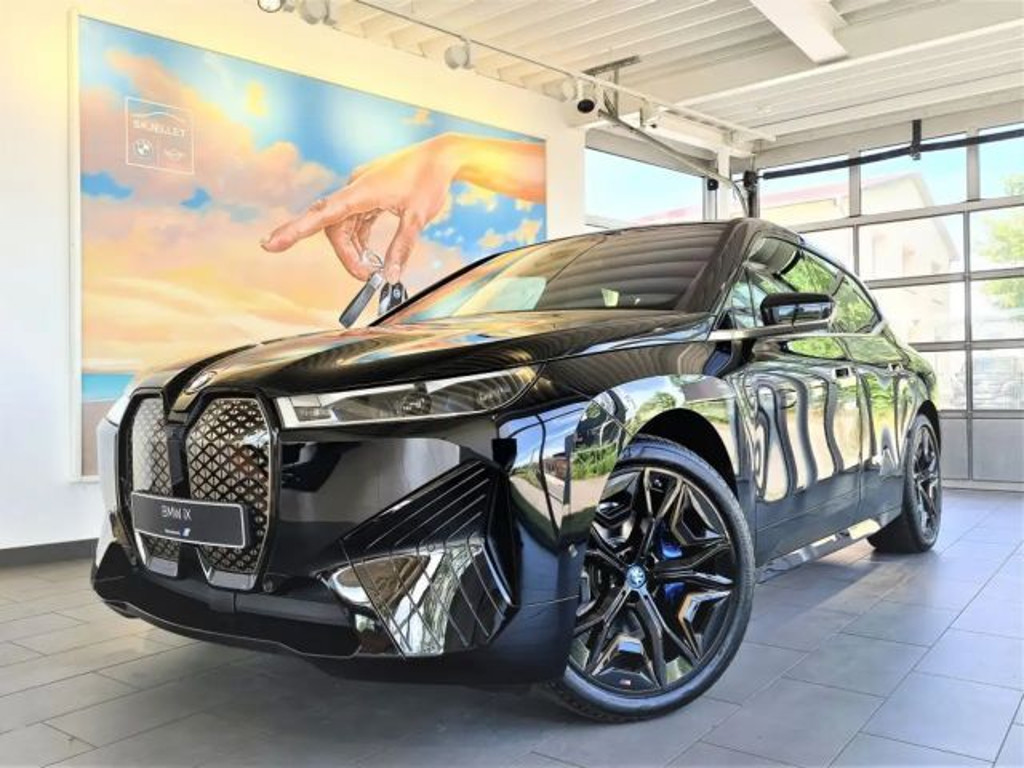BMW iX xDrive50