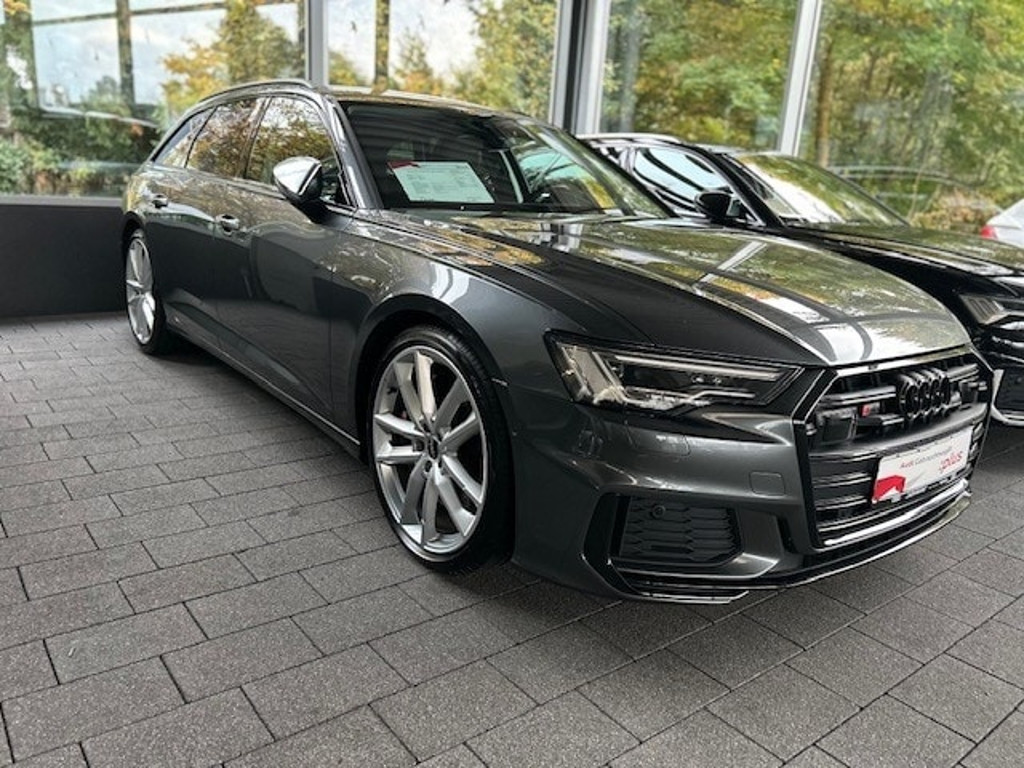 Audi S6 Avant Quattro