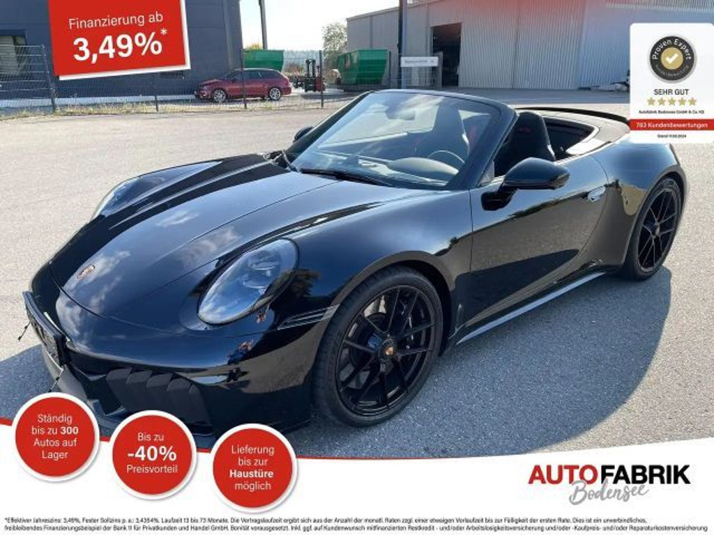 Porsche 911 GTS Cabrio Carrera 4