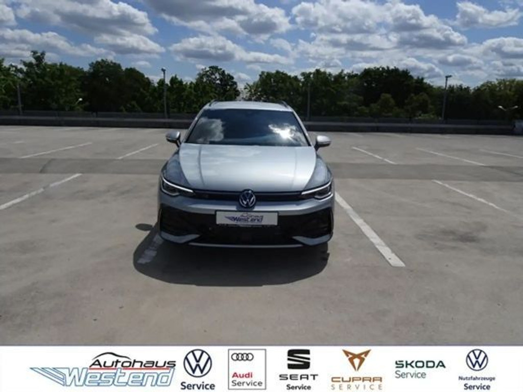 Volkswagen Golf DSG R-Line