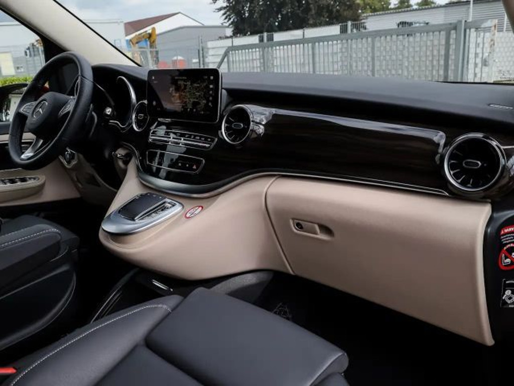 Mercedes-Benz Marco Polo