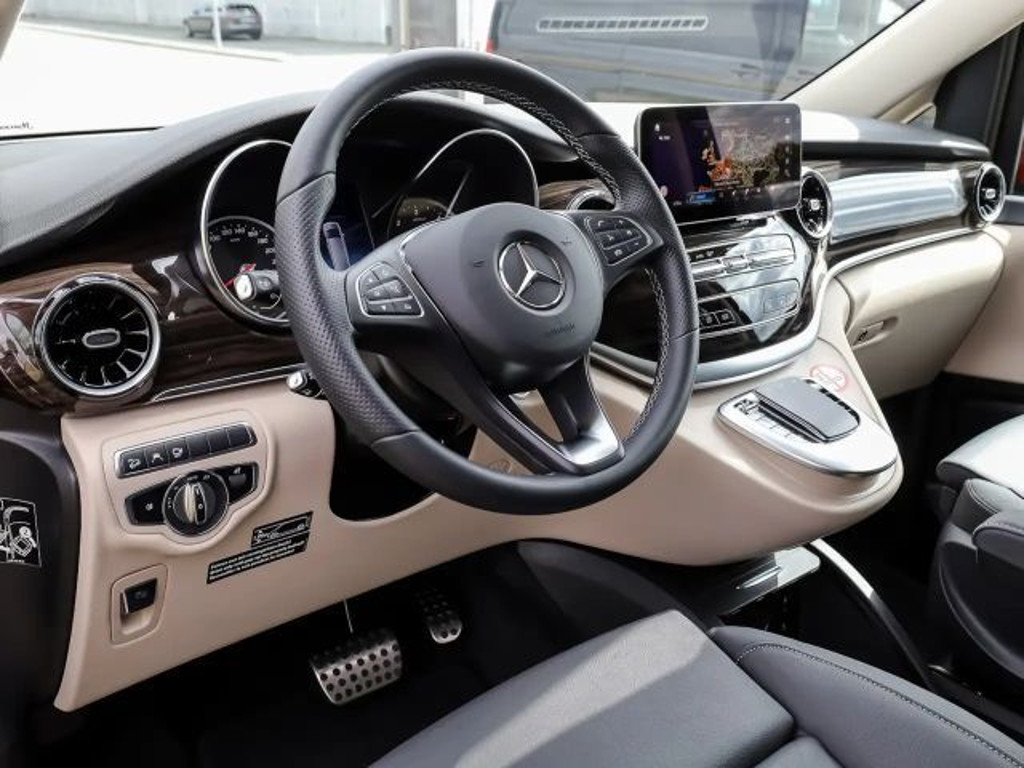 Mercedes-Benz Marco Polo