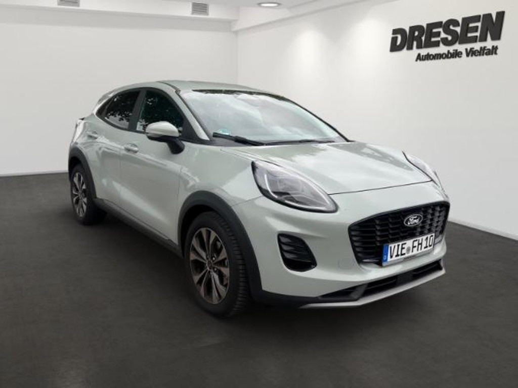 Ford Puma EcoBoost Titanium