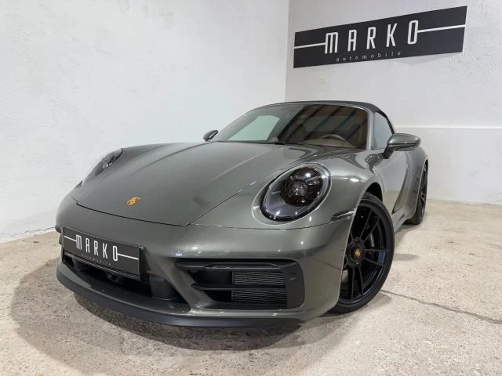 Porsche 992