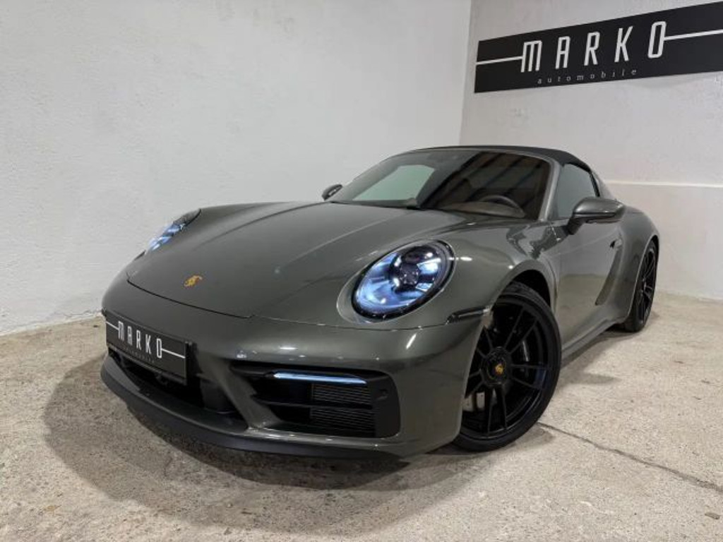 Porsche 992