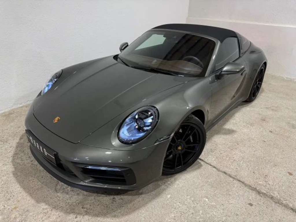 Porsche 992