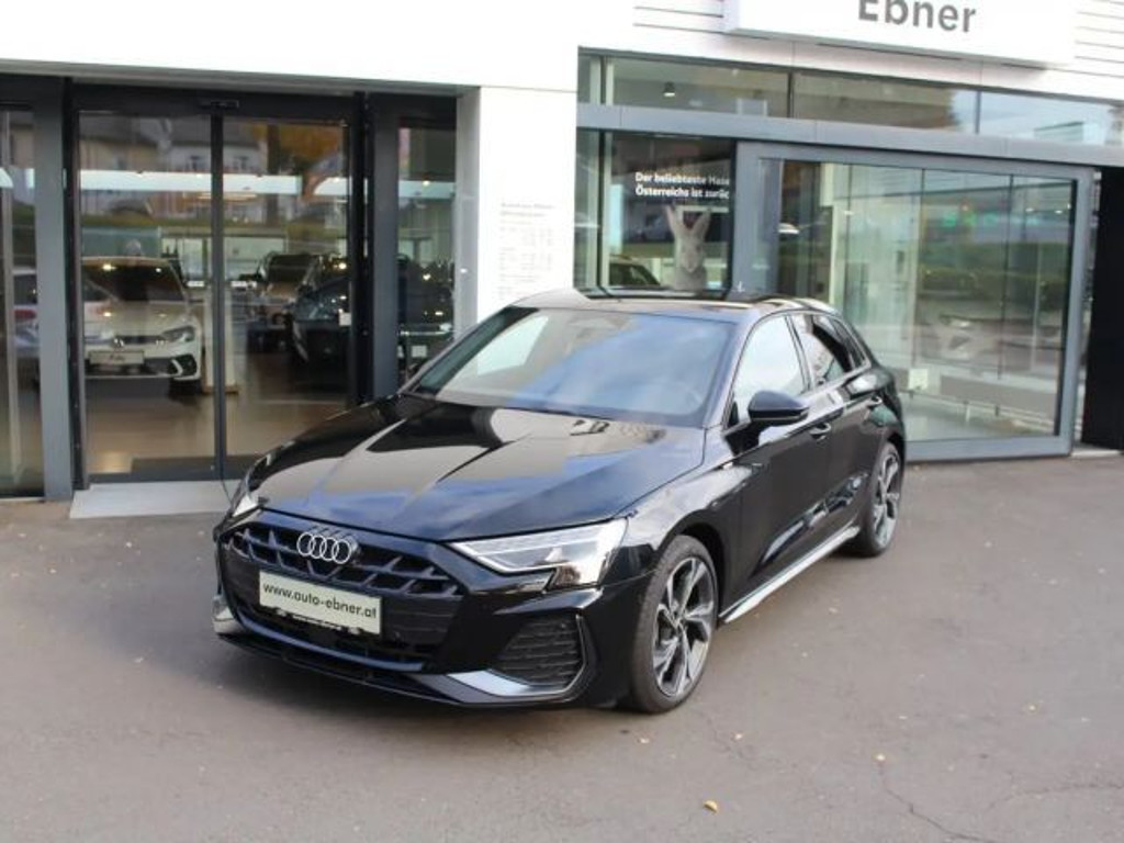 Audi A3 Sedan S-Line 30 TFSI