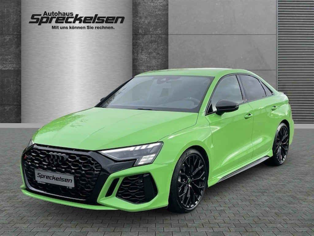 Audi RS3 Sedan Quattro S-Tronic