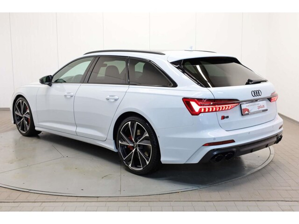 Audi S6