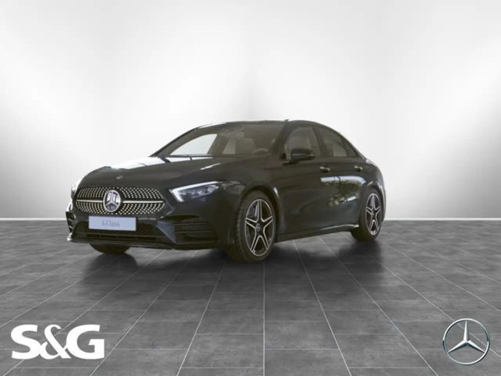 Mercedes-Benz A-Klasse A 250 AMG Line A 250 e