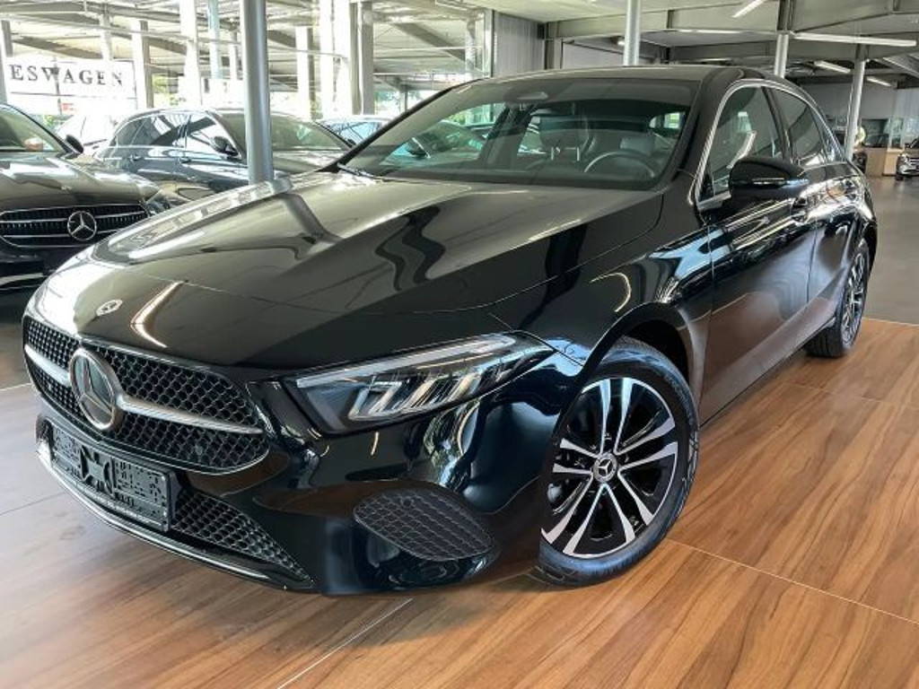 Mercedes-Benz A-Klasse A 200 Progressive A 200 d Hatchback