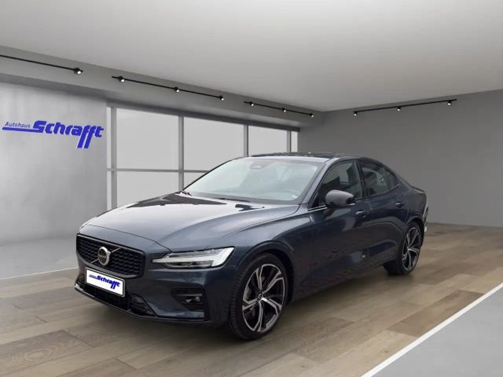Volvo S60 AWD Ultimate Dark