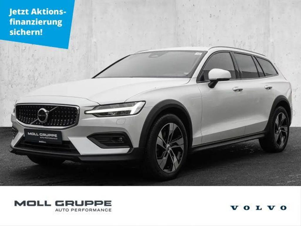 Volvo V60 AWD Plus