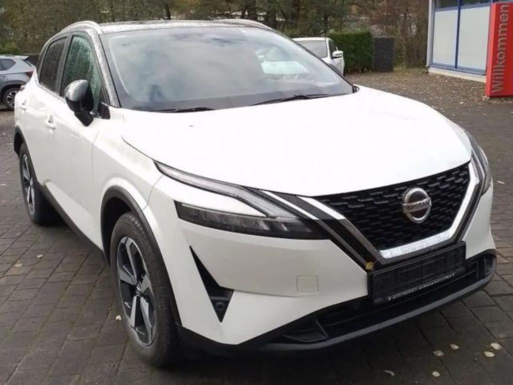 Nissan Qashqai Premiere Edition AT PGD