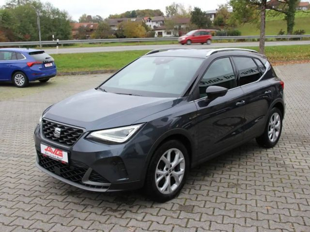 Seat Arona