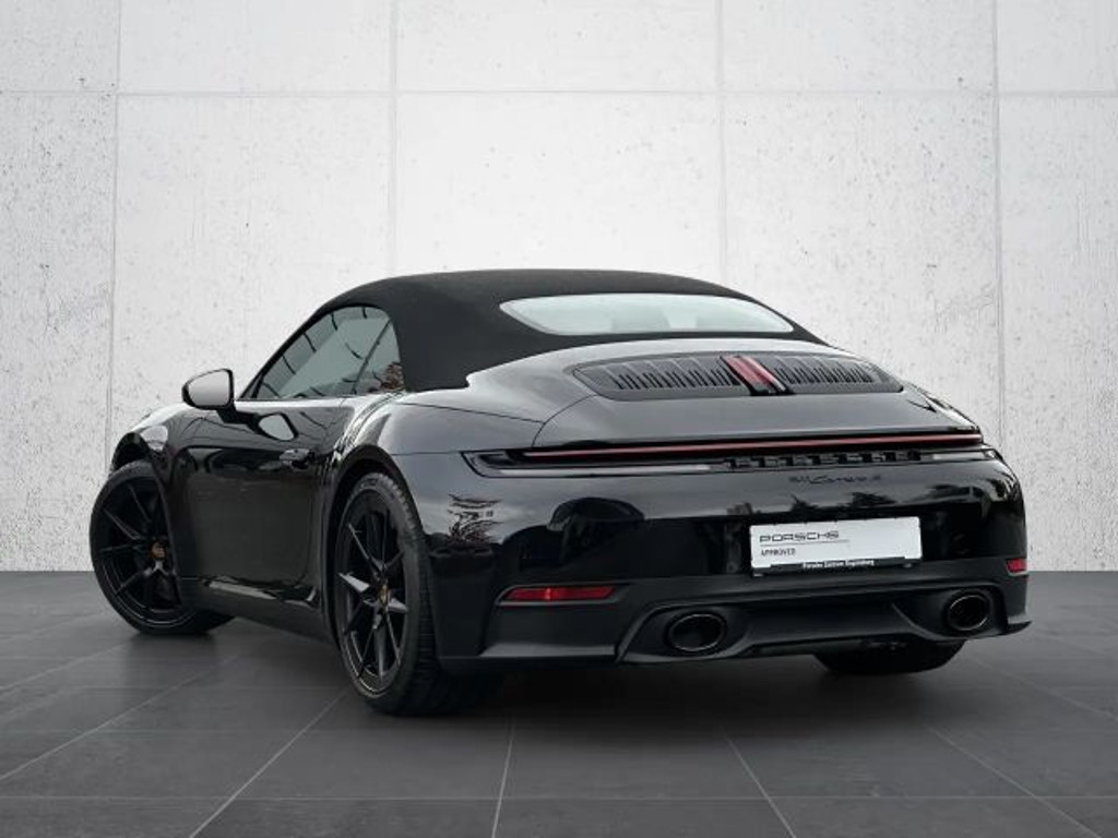 Porsche 992