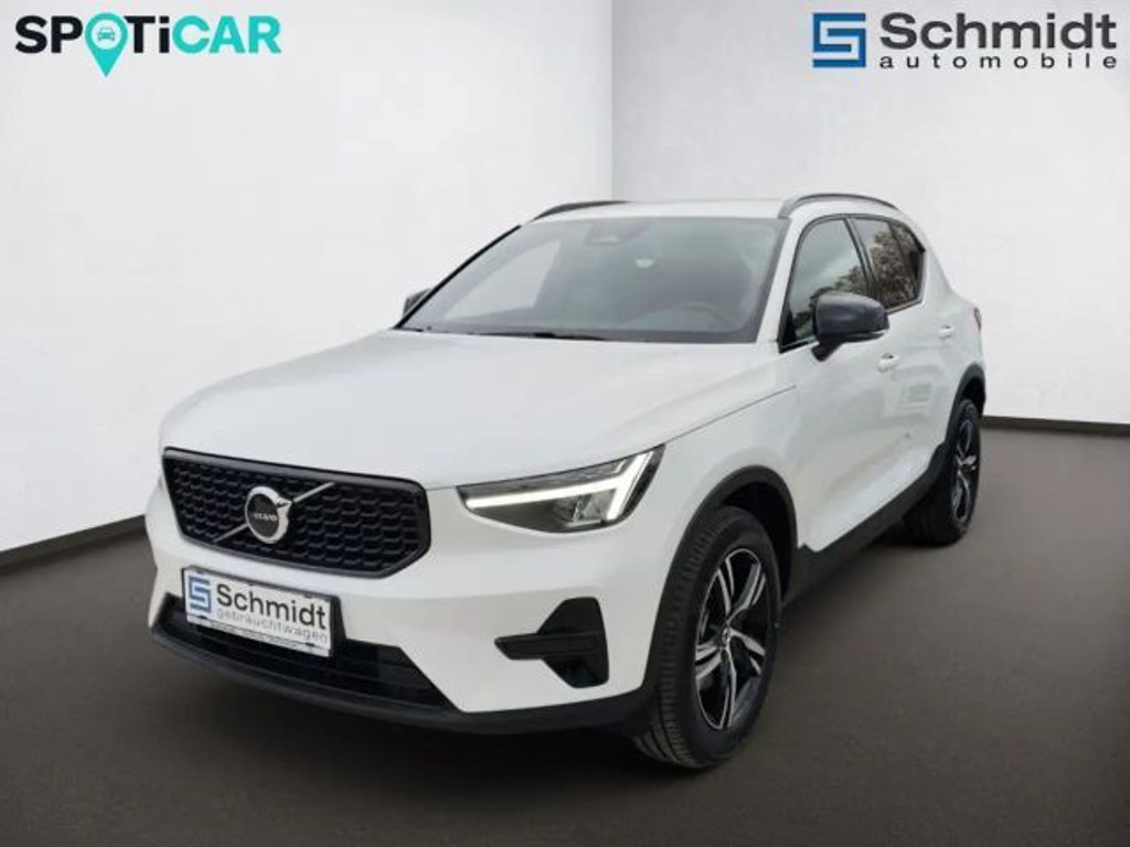 Volvo XC40 Plus Dark