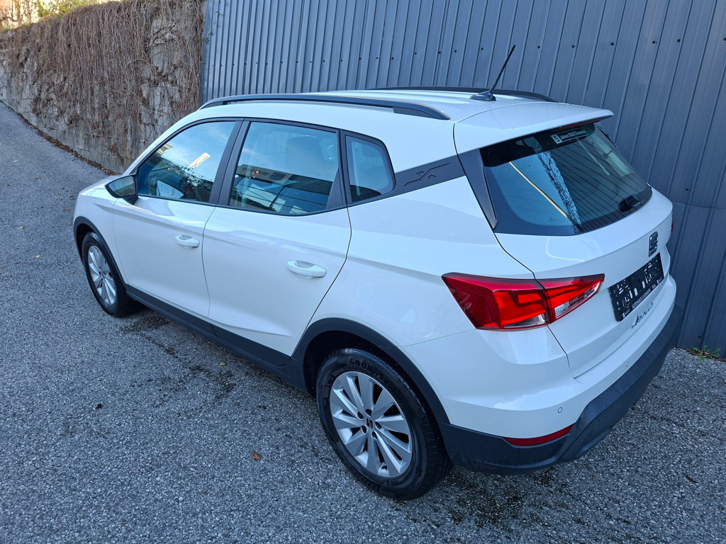 Seat Arona