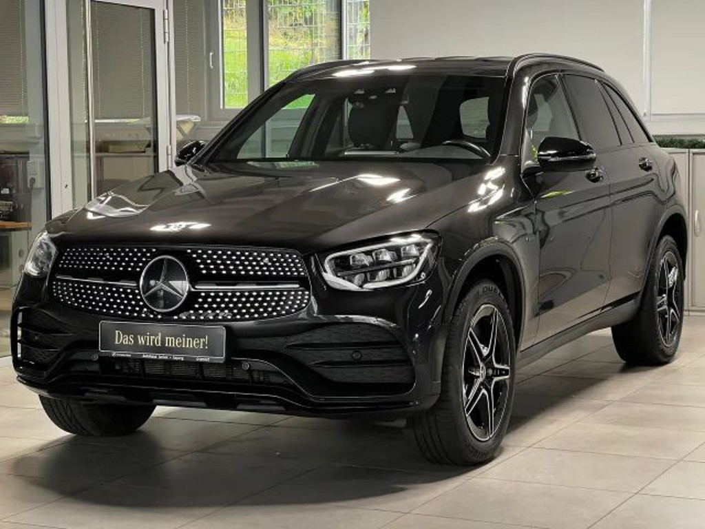 Mercedes-Benz GLC-Klasse GLC 300 4MATIC AMG Line GLC 300 e