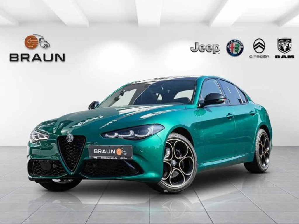 Alfa Romeo Giulia Q4 AT8