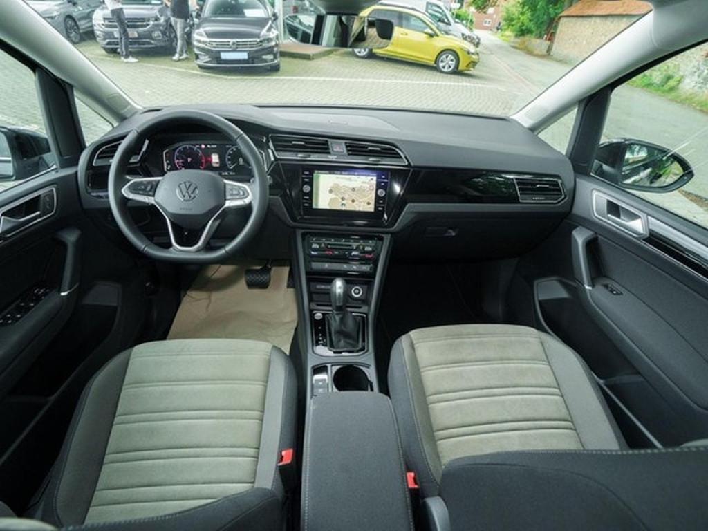 Volkswagen Touran DSG Highline