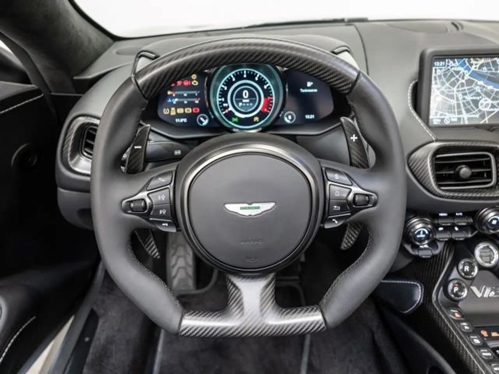 Aston Martin Vantage