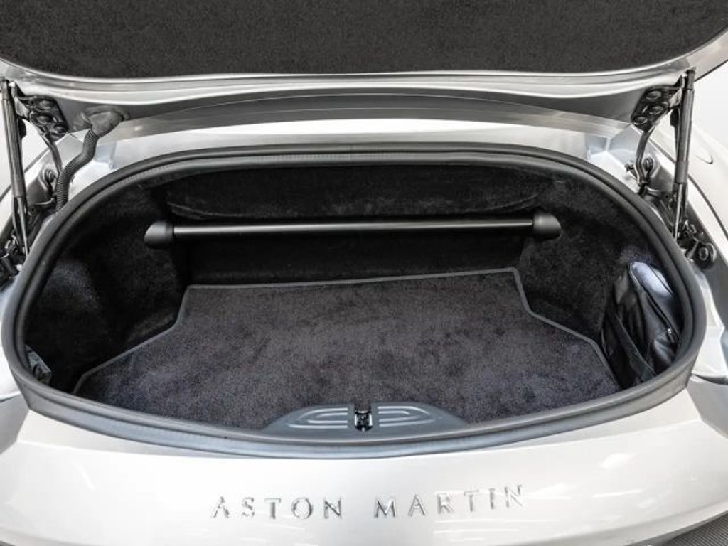 Aston Martin Vantage