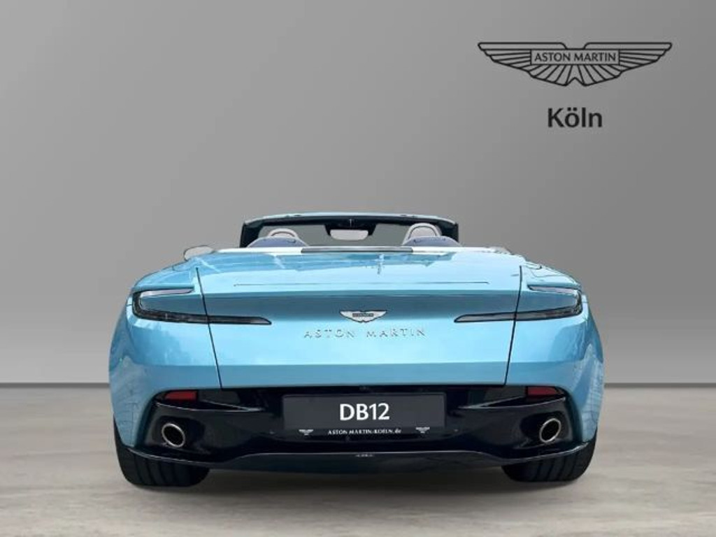 Aston Martin DB12