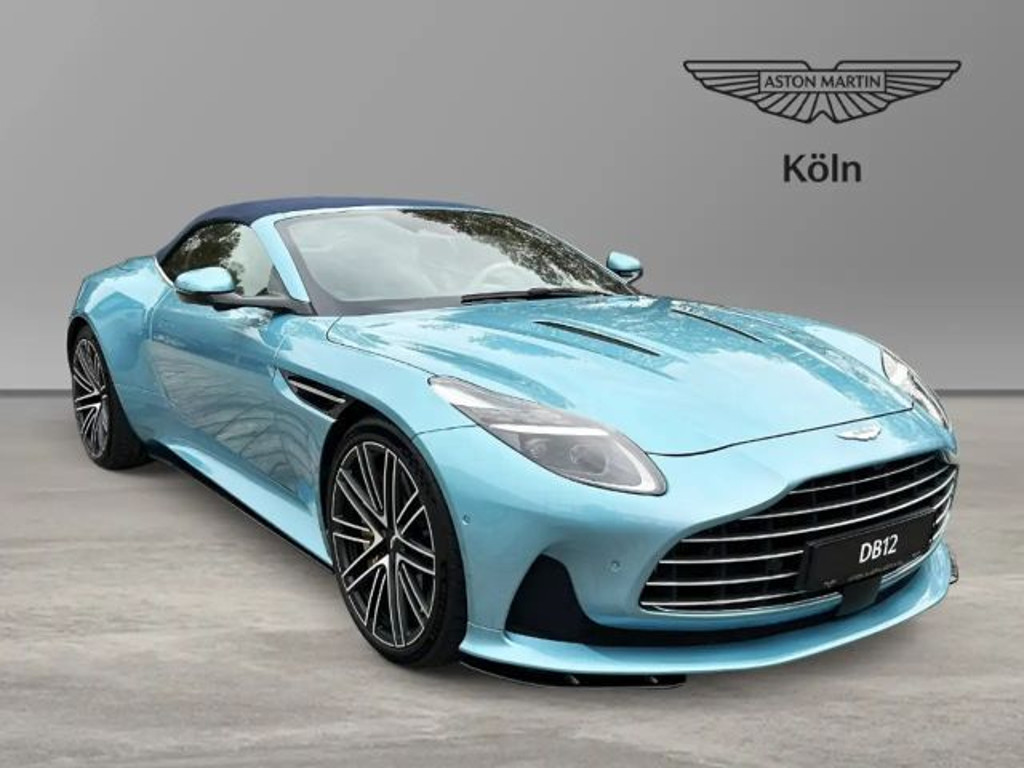 Aston Martin DB12