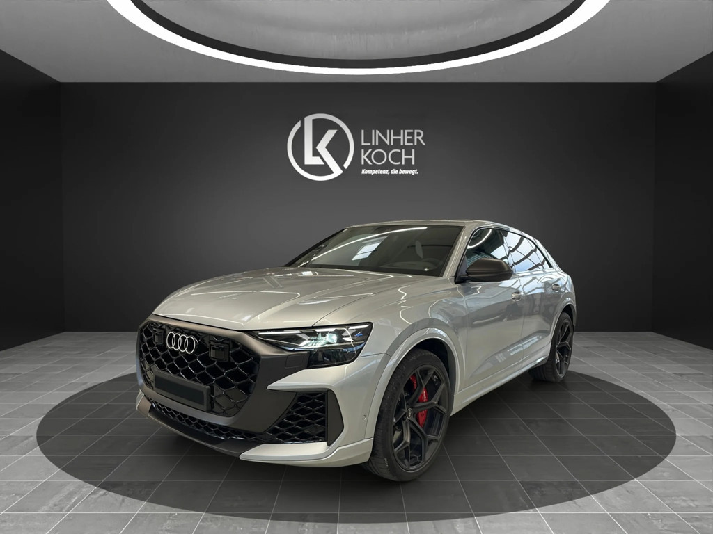 Audi RS Q8 Avant Performance