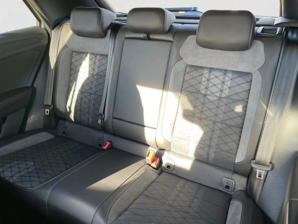 Volkswagen T-Roc 4Motion DSG R-Line