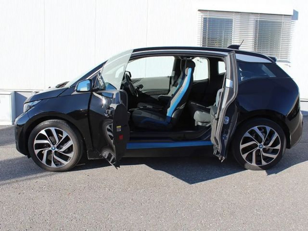 BMW i3 Sedan