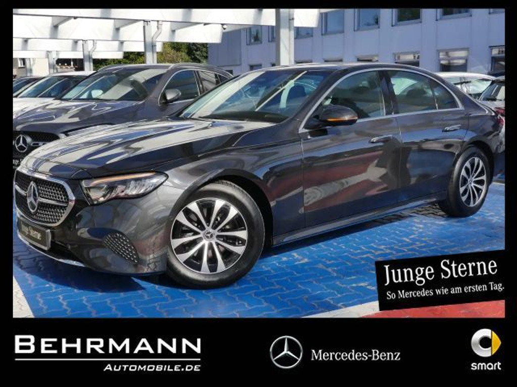 Mercedes-Benz E-Klasse E 200 AVANTGARDE Sedan