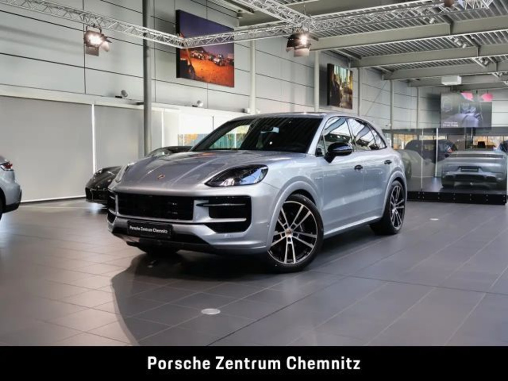 Porsche Cayenne E-Hybrid Black Edition