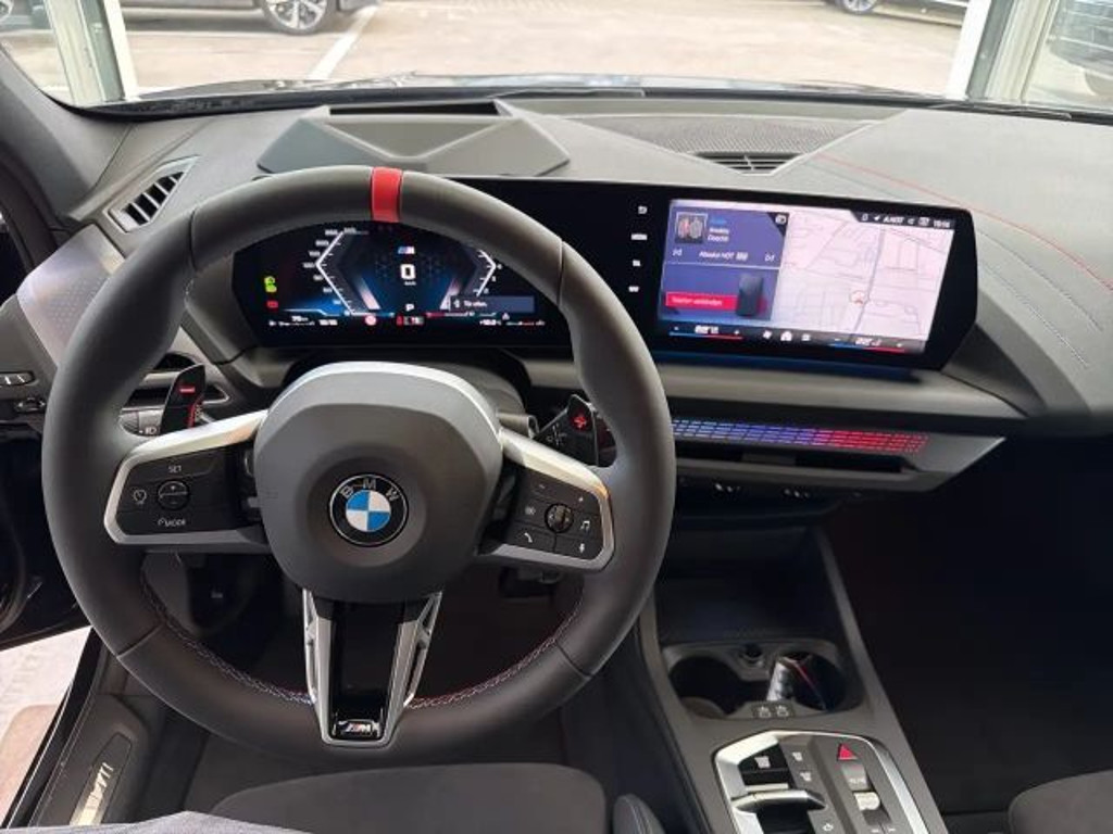 BMW M140i