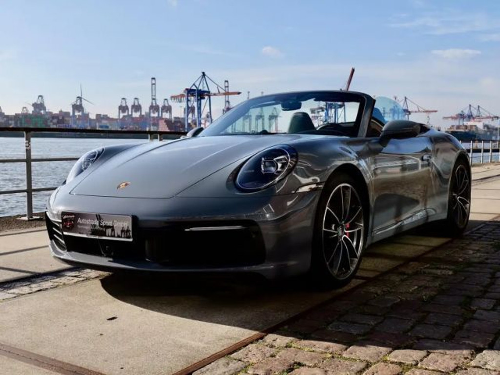 Porsche 992 S Cabrio Carrera 4