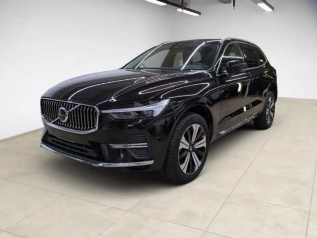 Volvo XC60 AWD Plus Bright