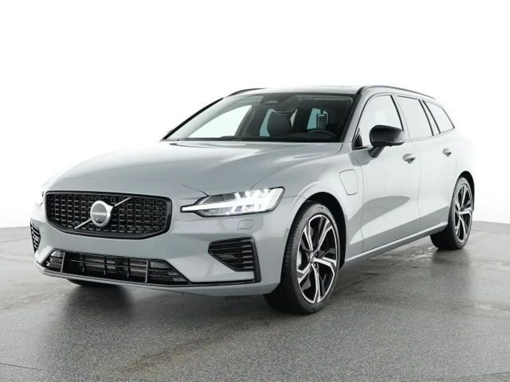 Volvo V60 AWD T8 Hybrid Recharge Dark Ultra