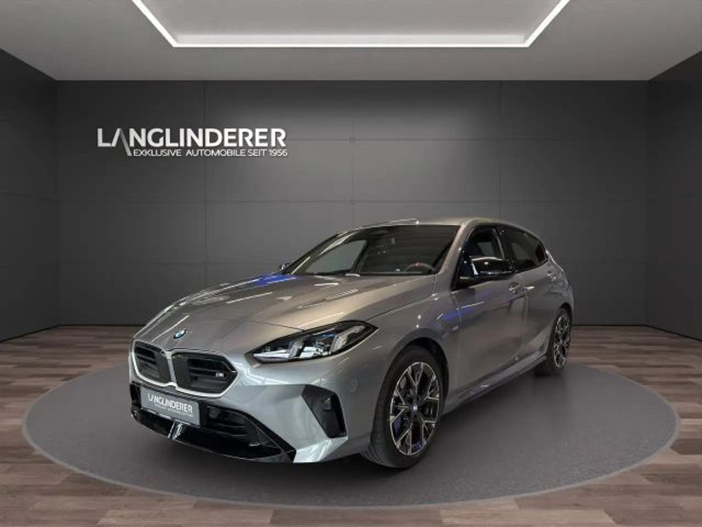 BMW 1 Serie 135 xDrive Sedan 5-deurs