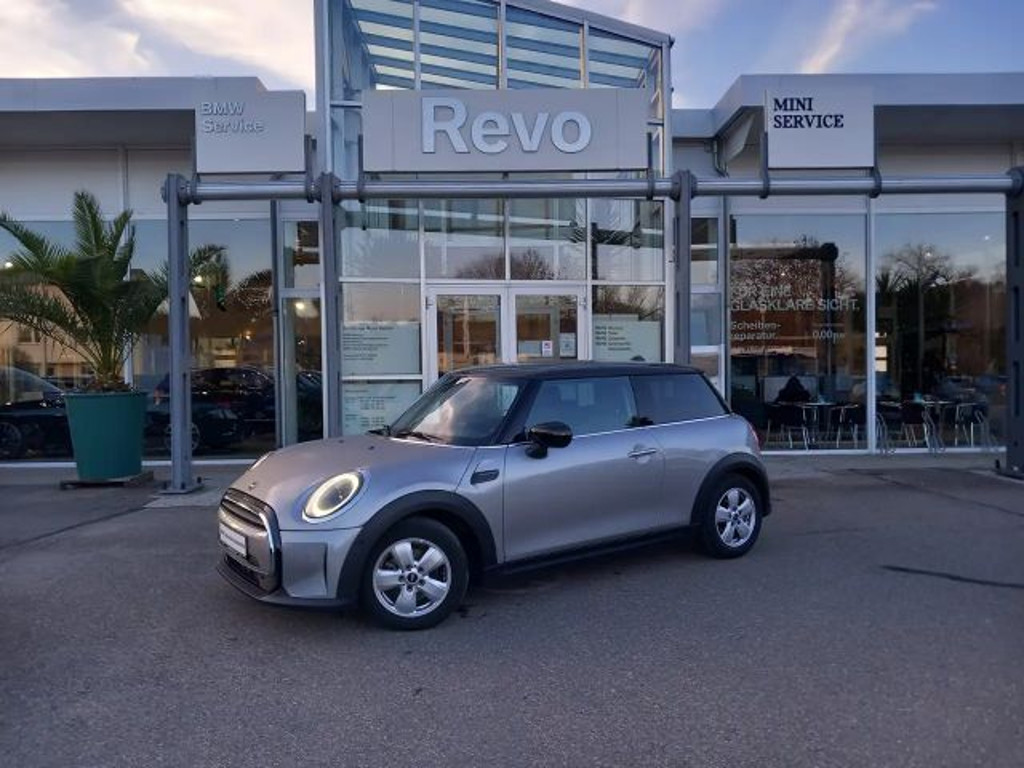 Mini Cooper Essential Trim Navi Connect Tempo DriveAss SHZ