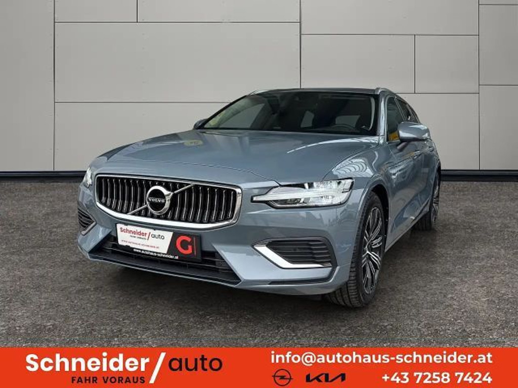 Volvo V60 AWD Geartronic T6 Recharge Core