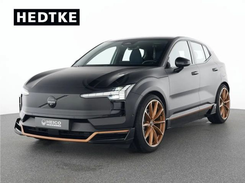 Volvo EX30 Performance Twin motor Ultra