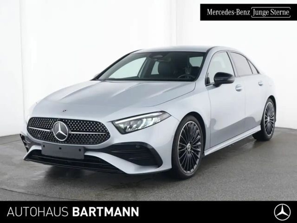 Mercedes-Benz A-Klasse A 250 4MATIC AMG Line