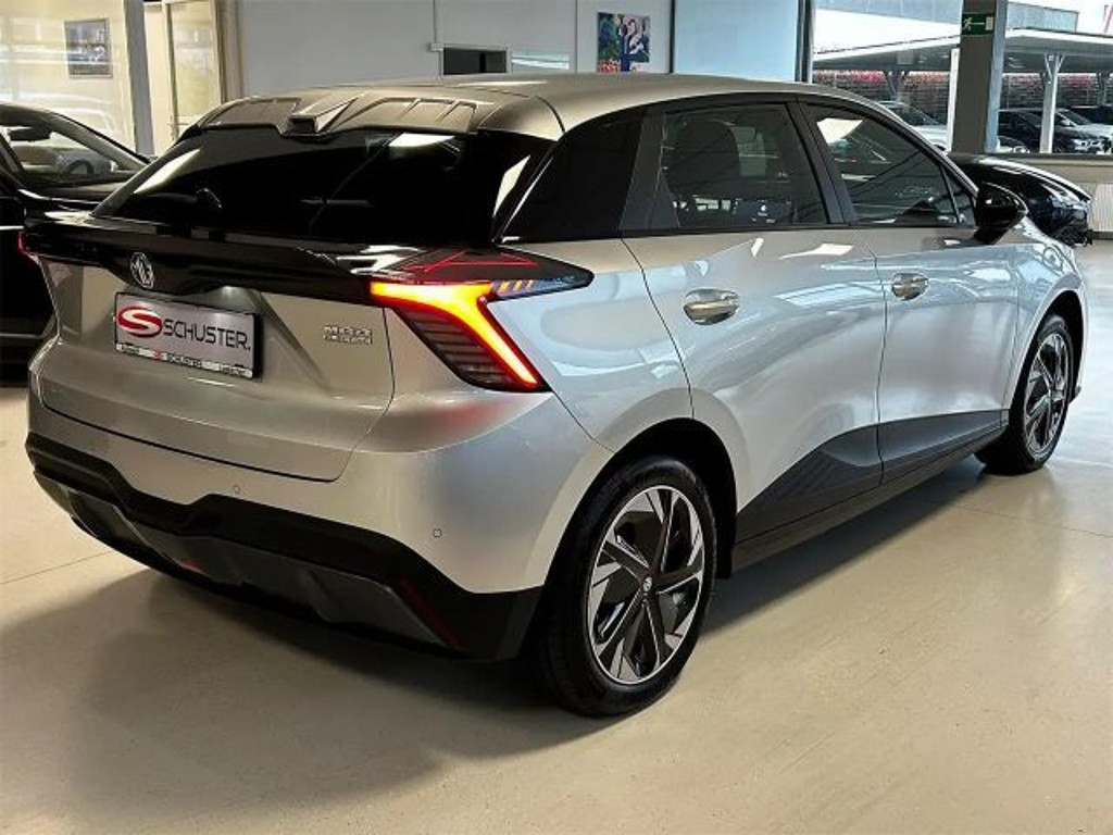 MG MG4 EV Standard range 51 kWh