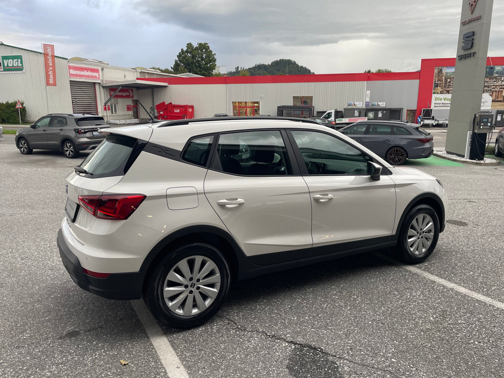 Seat Arona