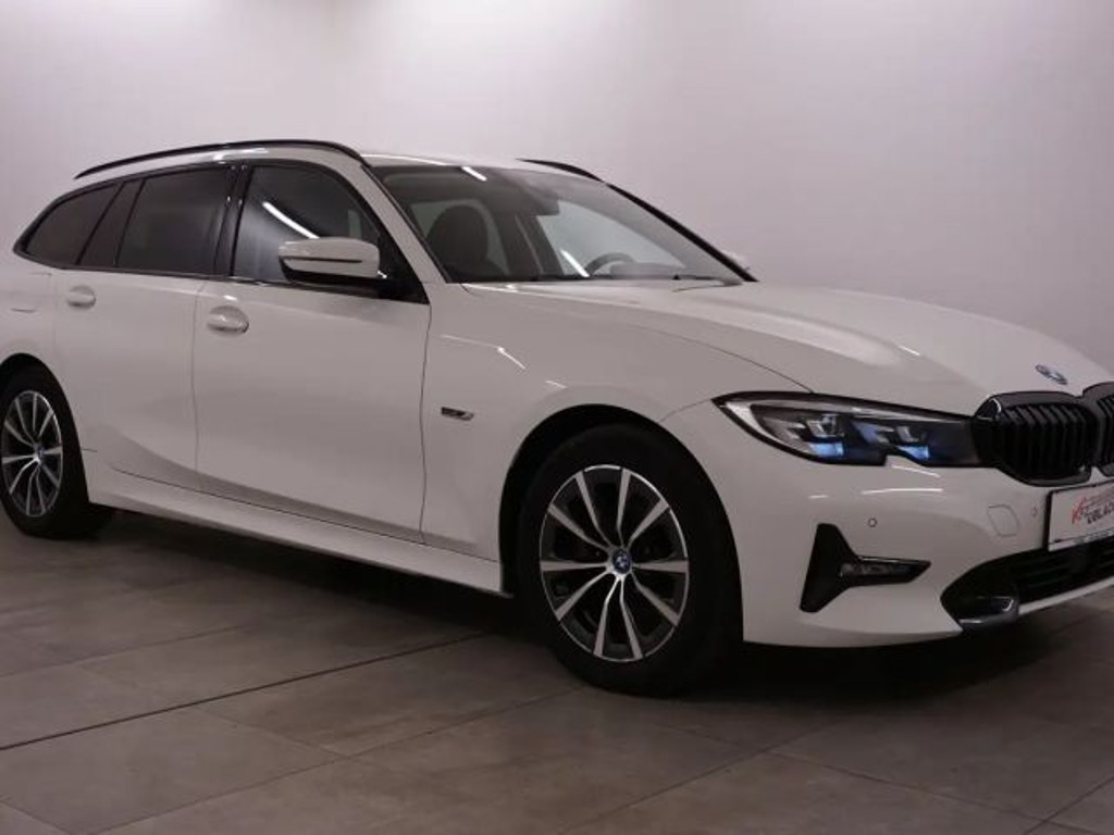 BMW 3 Serie 320 Sport Line 320e